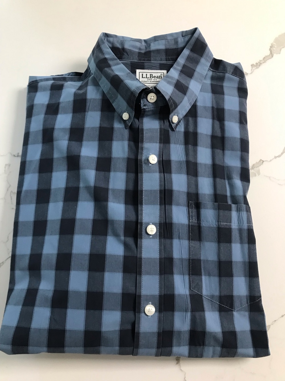 L.L. Bean Men’s Wedgewood Blue and Navy Check Plaid Button-Down Shirt L